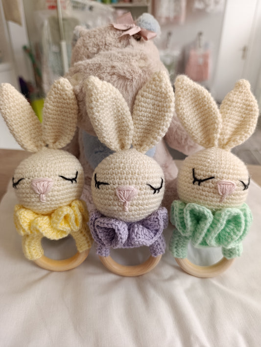 Sonajero Amigurumi Conejo