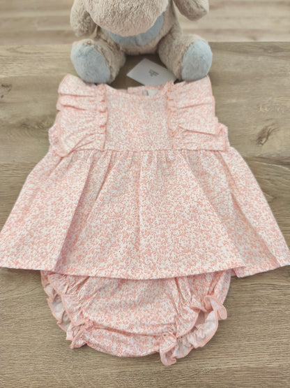 Vestido volantes rosa