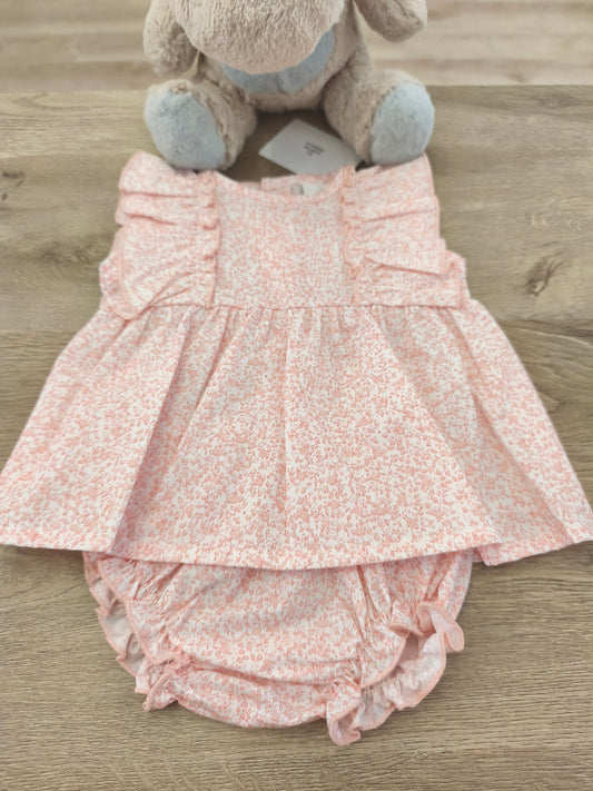 Vestido volantes rosa