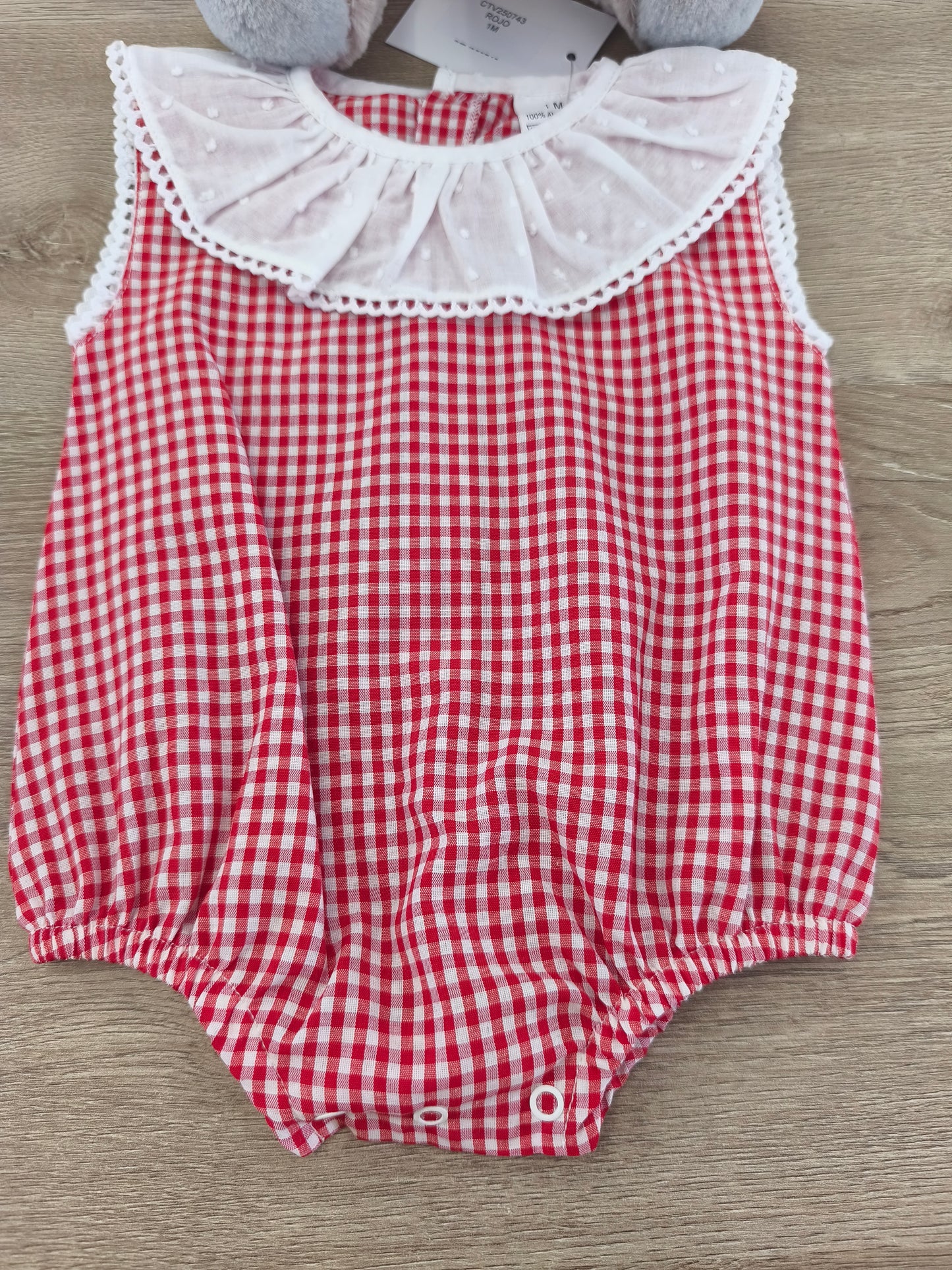 Pelele vichy rojo
